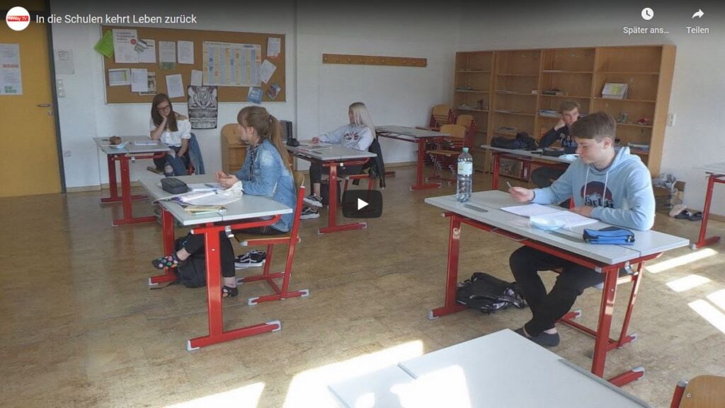 In die Schulen kehrt Leben zurück