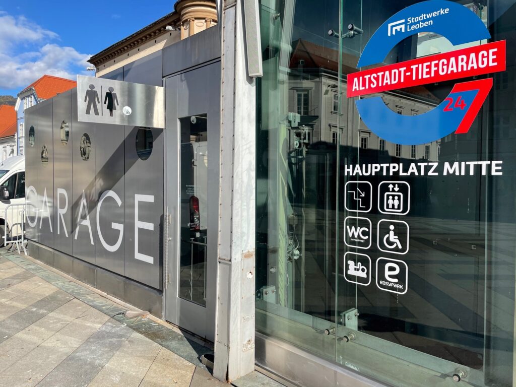 Tiefgaragenabgang Hauptplatz Mitte