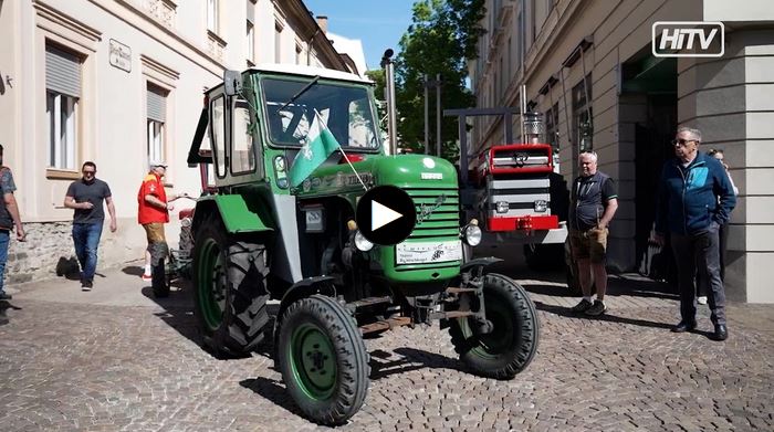 Vespa trifft Traktor in Leoben - Saisonstart mit Kultfahrzeugen